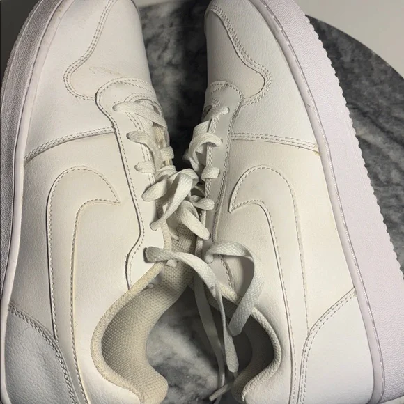 Women’s Nike White Sneakers - Picture 5 of 5